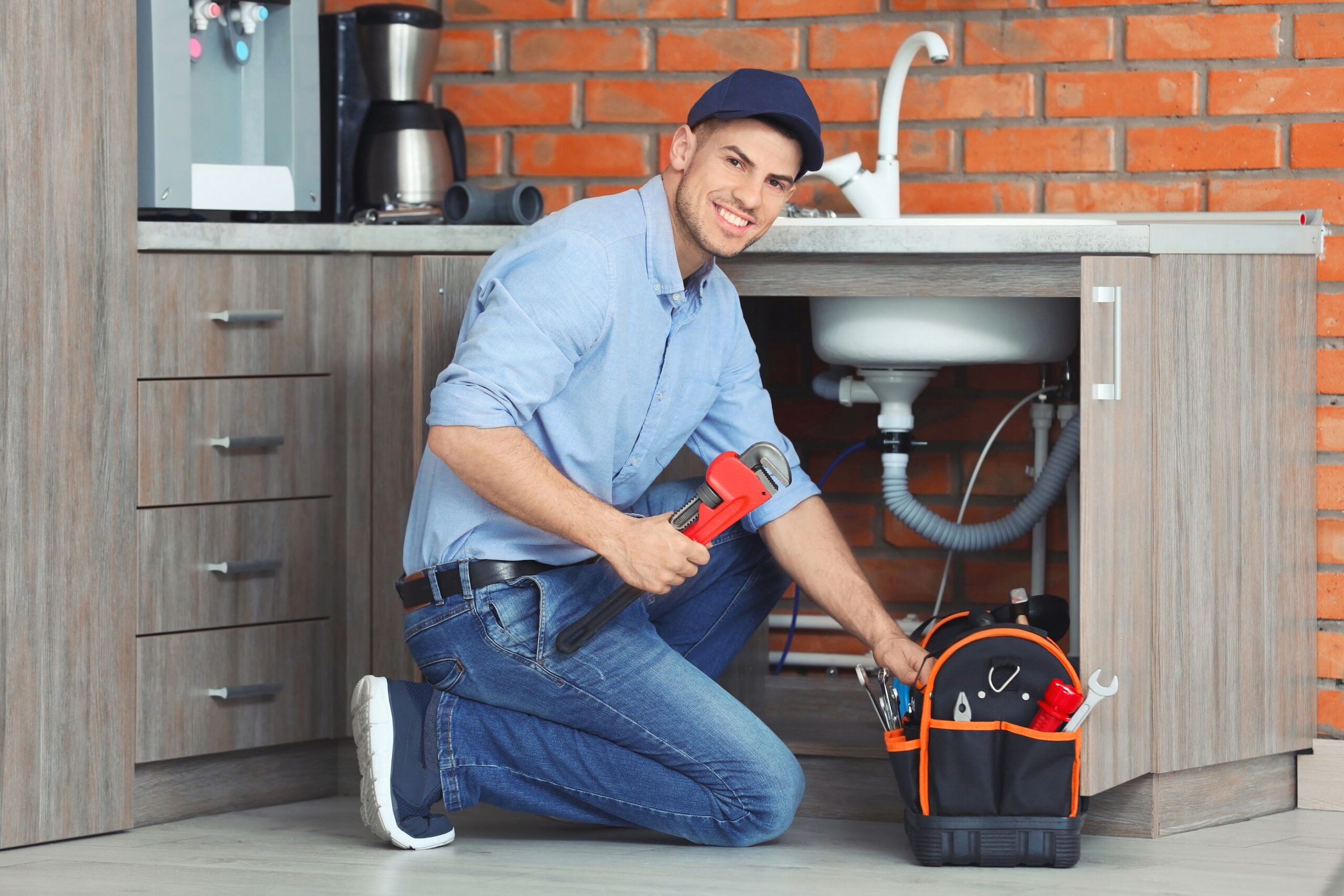 When to Call an Emergency Plumber: Tips for Every Aussie Homeowner