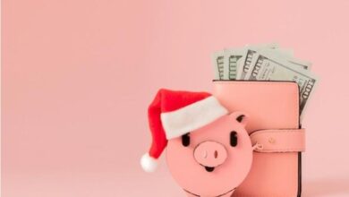 Your Financial Options in a Holiday Cash Crunch