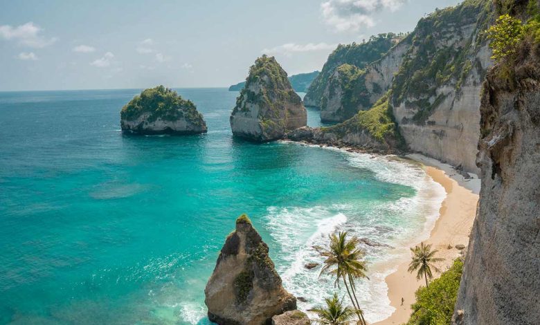 Plan the Perfect Getaway: Why Singapore and Bali Belong on Your Bucket List