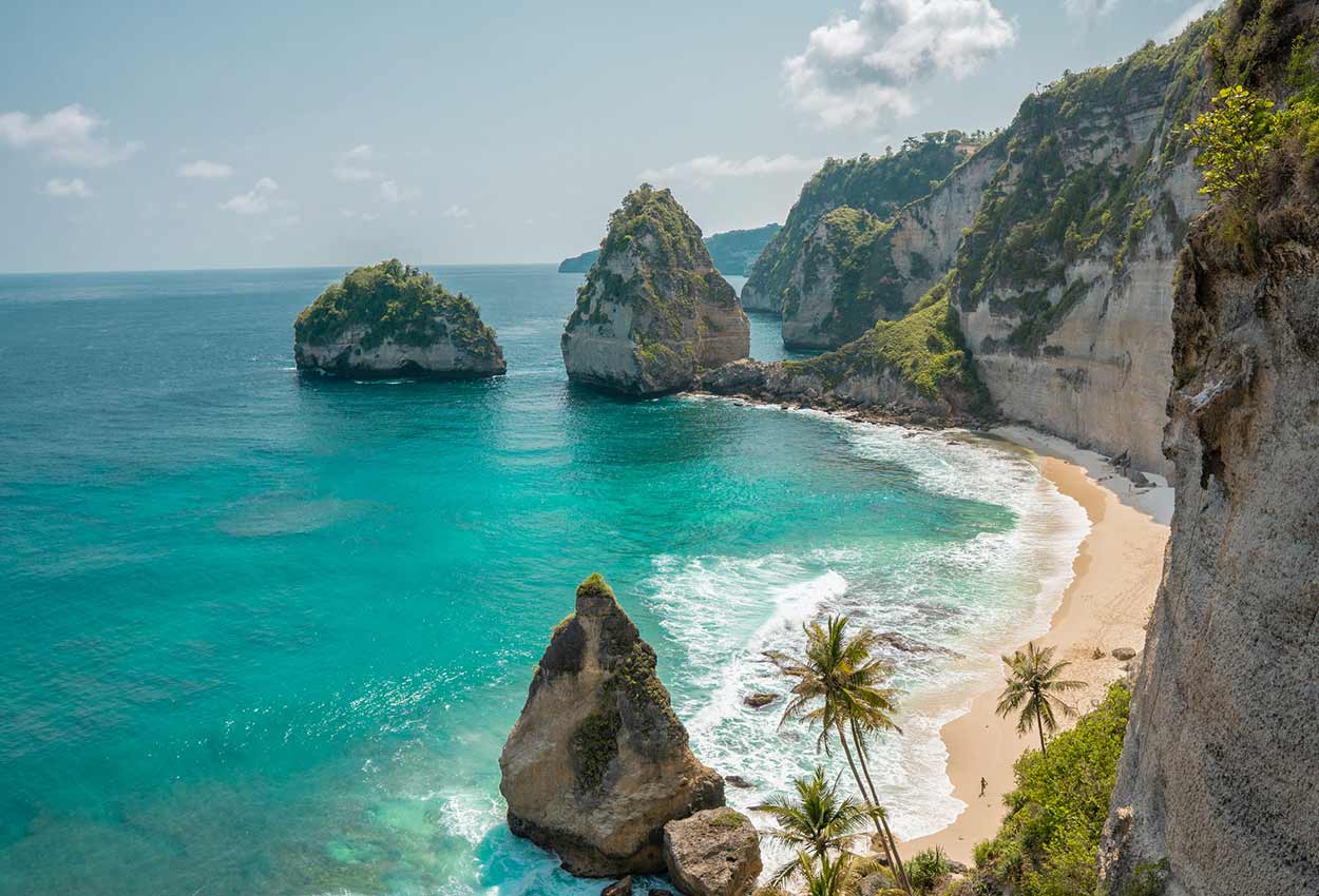 Plan the Perfect Getaway: Why Singapore and Bali Belong on Your Bucket List