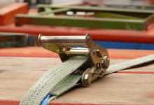 7 Inspection Tips to Follow When Using Your Ratchet Straps