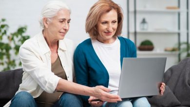 The New Wave of Seniors Reconnecting With the People Who Knew Them Best