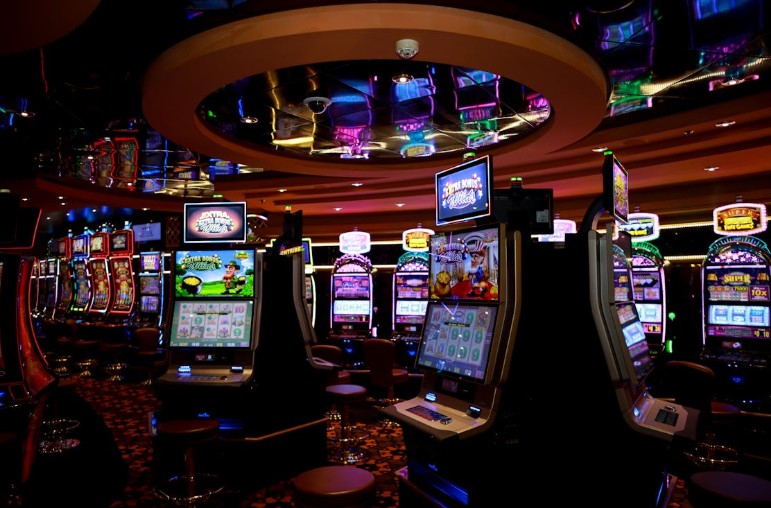 When to Play Slots: Expert Timing Tips Revealed