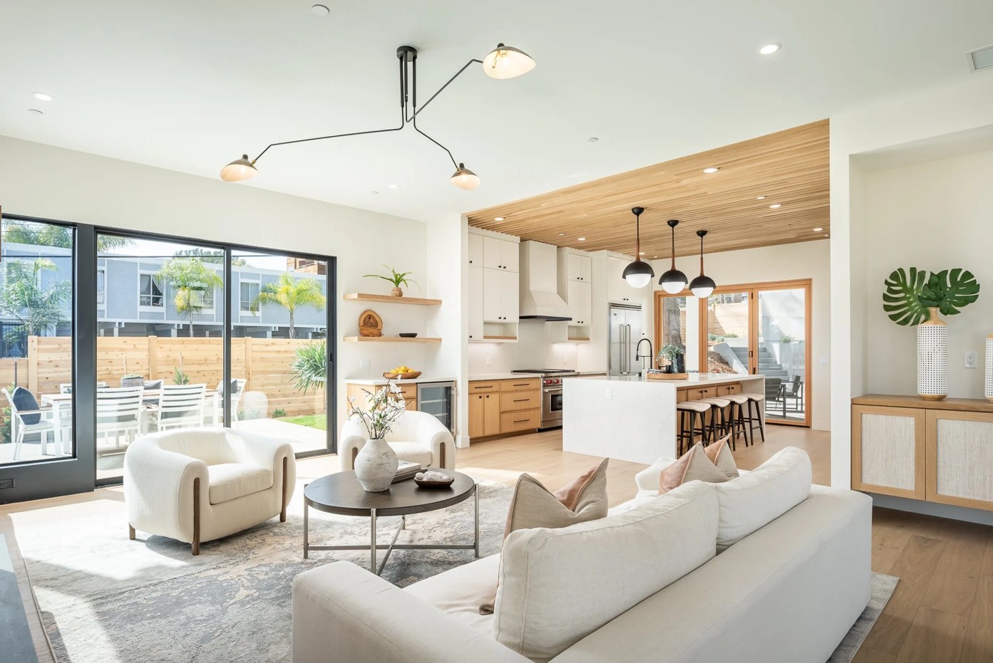 Designing Desire: How Luxury Staging Shapes Buyer Aspirations Before They Step Inside