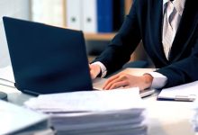 How Small Business Bookkeepers Simplify Payroll Management