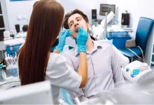 3 Cosmetic Dental Procedures Parents Often Choose For Themselves
