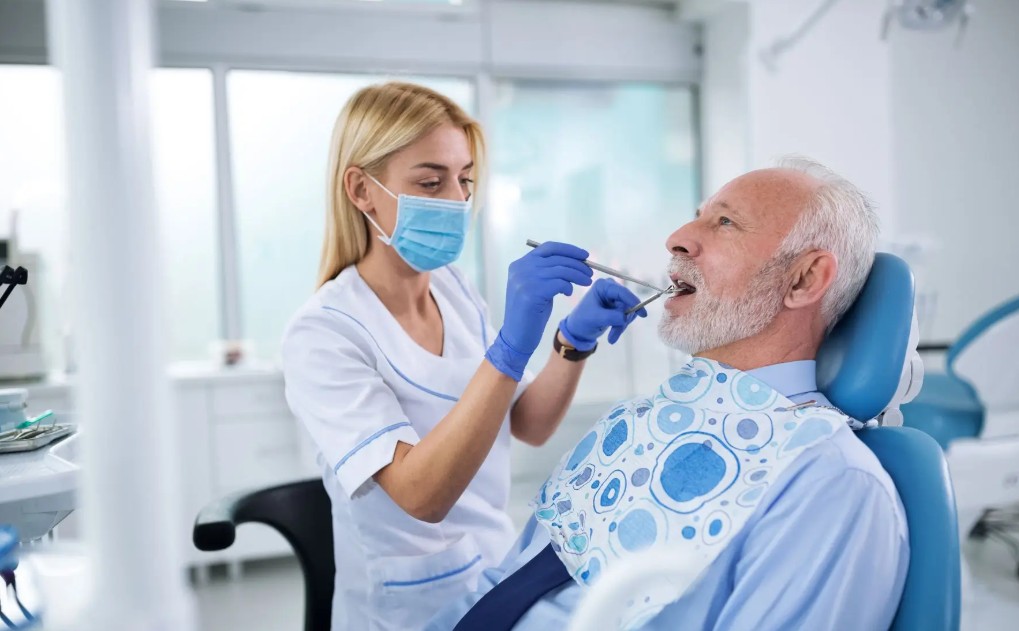 How Modern General Dentistry Manages Dental Anxiety With Ease
