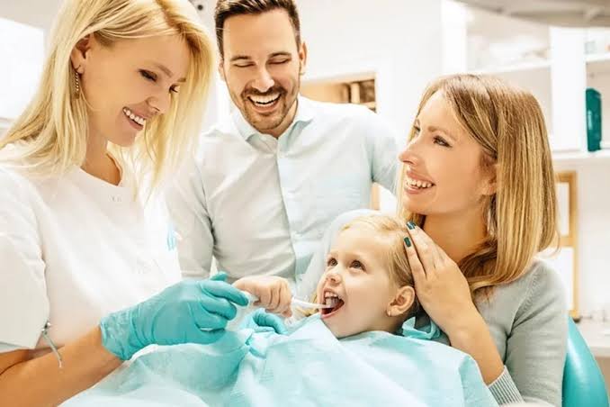 How Family Dentists Help Parents Navigate Dental Development Stages